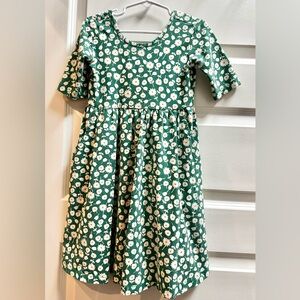 Hanna Andersson Floral Flare Dress. Kids 5